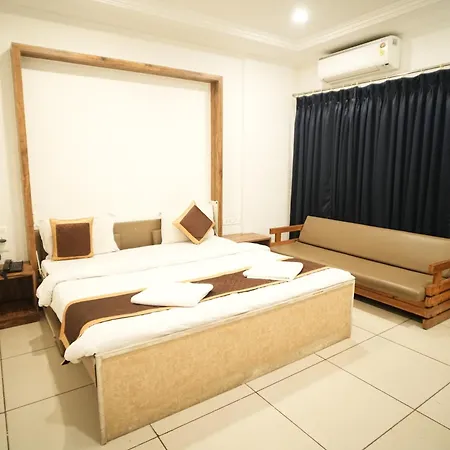 Hotel Kartiki-3