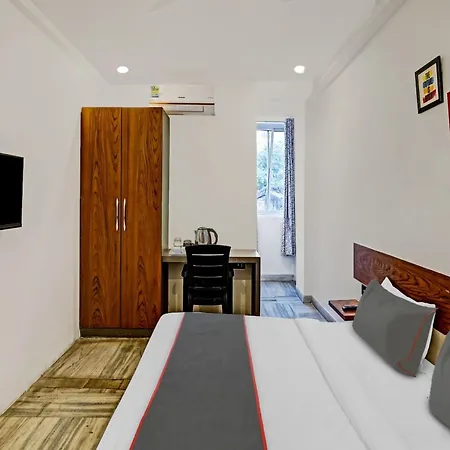 Super Collection O Amar Hotel-2