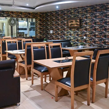 Airport Hotel The Grand Shoba Free Airport Pickup Or Drop-2