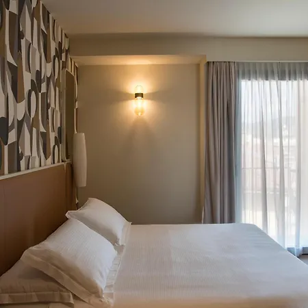 Columbus Urban Resort-2