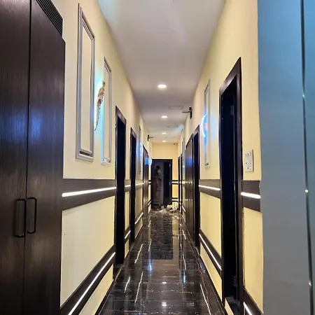 Hotel Sky Suite-Sahar Cargo And Intl Airport-2