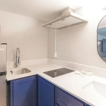 Economy Suites Extended Stay-2