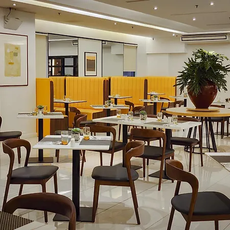 Hotel Benilde Maison De La Salle-3