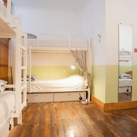 This Is Lisbon Hostel-3