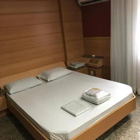Hotel Serrano-2
