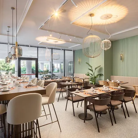 Courtyard By Marriott Milano Linate-3