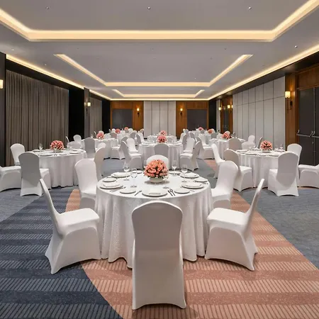 Four Points By Sheraton Chennai, Velachery-2