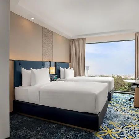 Hilton Garden Inn Mumbai International Airport-3