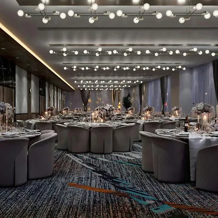 Le Meridien Toronto Pinnacle Hotel-3