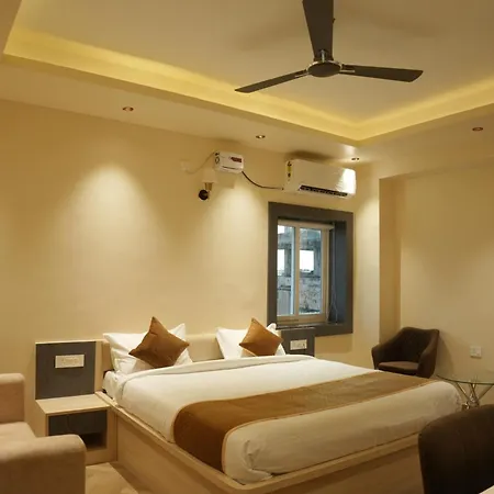 Hotel Jasraj Inn-3