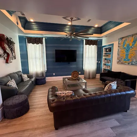 Blue Crawfish Boutique Hotel & Pool Bar-2