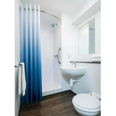 Travelodge Birmingham Yardley-2
