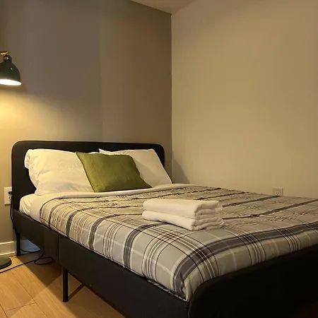 Dan Leckie Suites-3