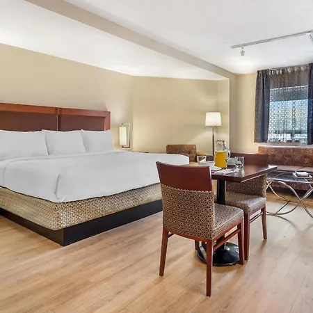 Best Western Plus Ottawa City Centre-2