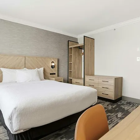 Sandman Hotel Saskatoon-3
