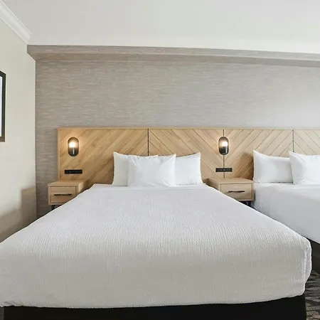 Sandman Hotel Saskatoon-3
