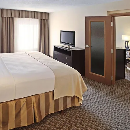 Wyndham Grand Executive Center Little Rock Airport-2