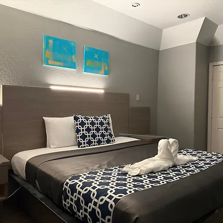 Island Suites Hobby Airport-3