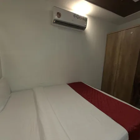 Hotel Hometown Near Us Embassy Bkc-3