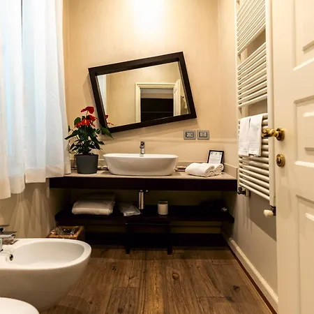 Townhouse 33 Boutique Hotel-3