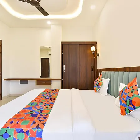 Fabhotel Golden Sapphire-2