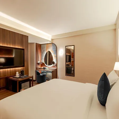 Kin Hotel Ly Tu Trong Edition-2