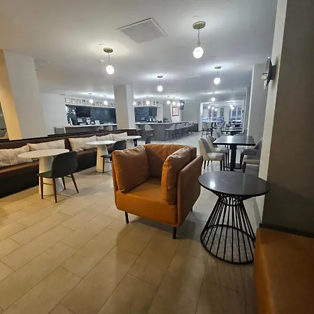 Wyndham Rochester Downtown-2