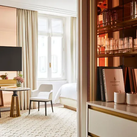 Four Seasons Hotel Milano-2