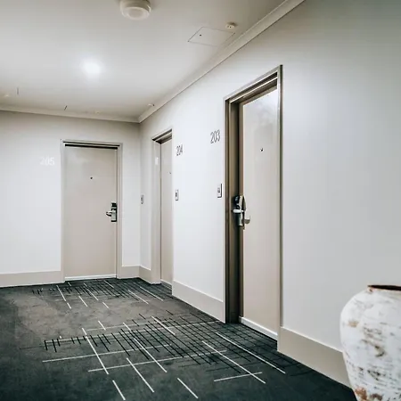 Clarion Hotel Townsville-3