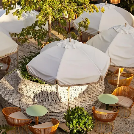 The Island House-3