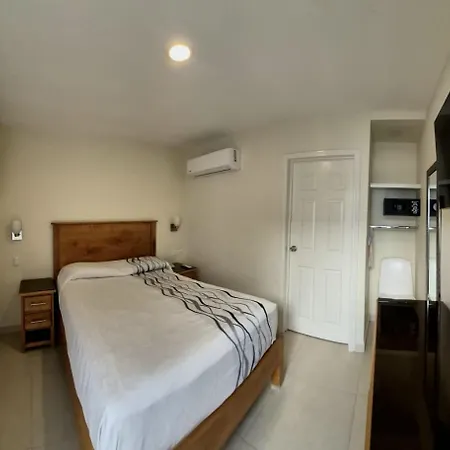 Hotel Baja-2
