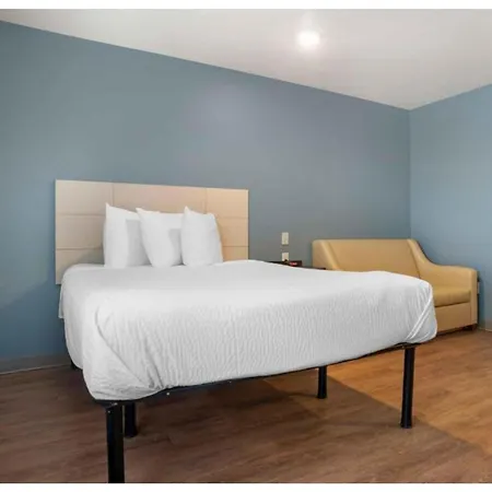 Studio 6 Extended Stay Fort Myers Fl-3