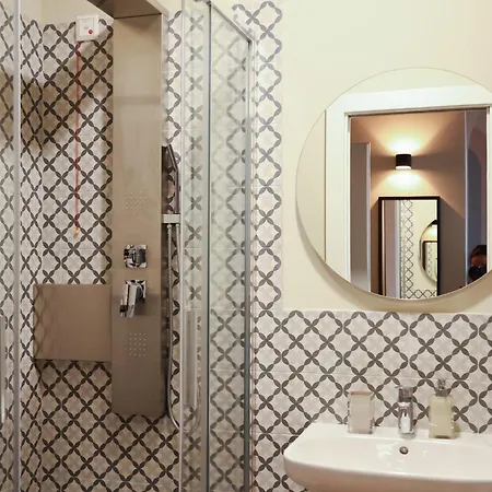 Corso Italia Rooms-3