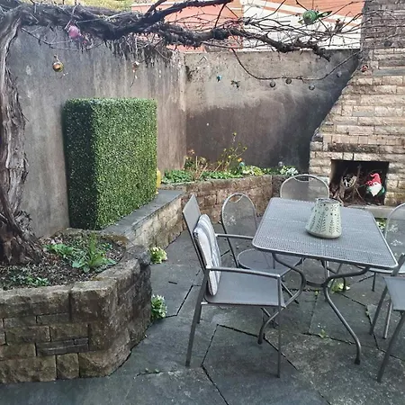 Viktoria Budget Hostel-3