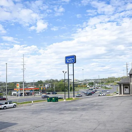 Quarters Inn & Suites-3