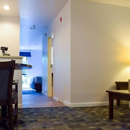 Comfort Inn Bellingham-3