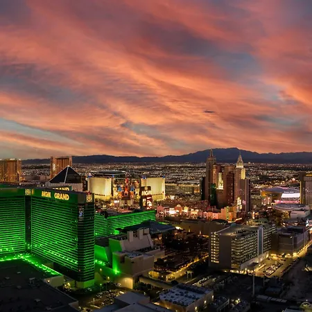 Skylofts At Mgm Grand-3