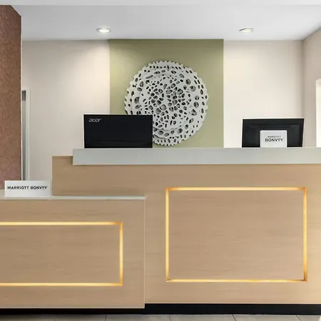 Fairfield Inn & Suites Indianapolis Airport-3