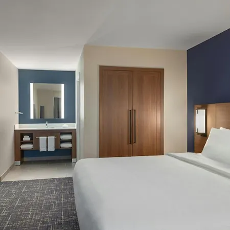 Residence Inn Indianapolis Airport-3