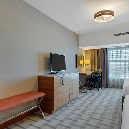 Radisson Hotel & Conference Centre Calgary Airport-3