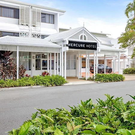 Mercure Cairns-2