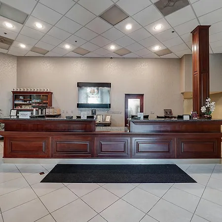 Doubletree By Hilton Bloomington-2