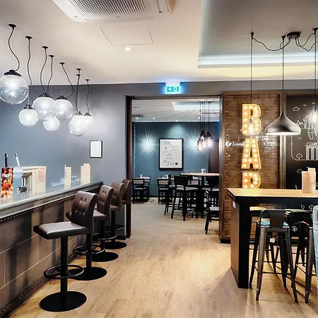 Premier Inn Berlin City Sued-3