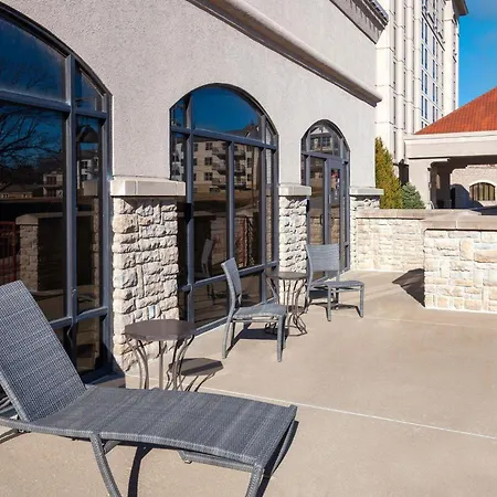 Hampton Inn & Suites Country Club Plaza-3