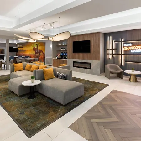 La Quinta By Wyndham Laredo Airport-3