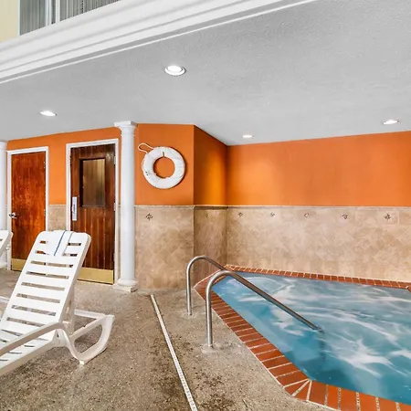 Days Inn By Wyndham Minot-3