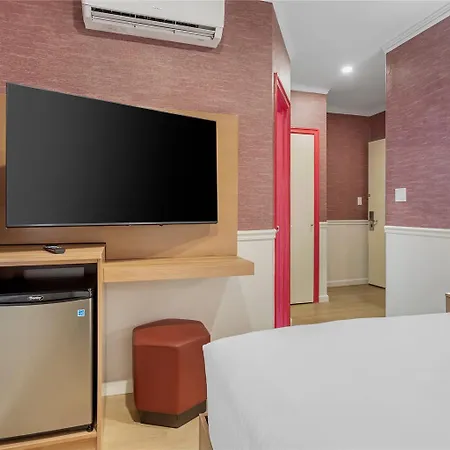 Mayfair Hotel, An Ascend Collection Hotel-3