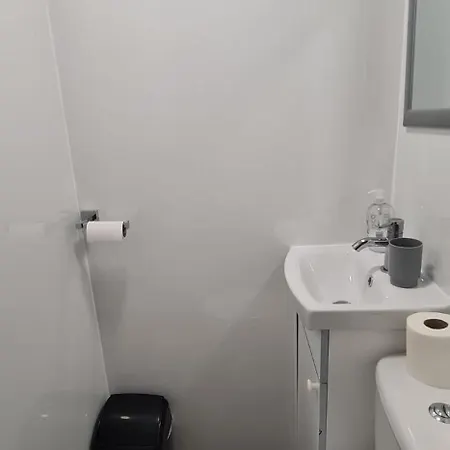 Cathcart Place Rooms-2