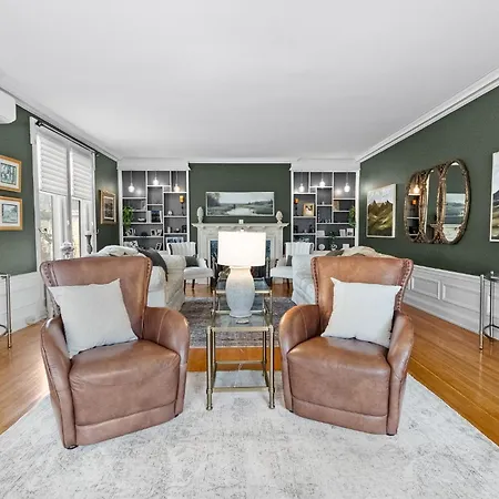 Historic Salyards Mansion By Heirloom Boutique Collection-3