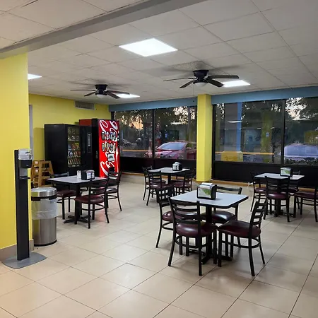 Days Inn By Wyndham Jacksonville Airport-2